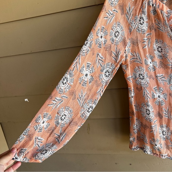 Lucky Brand Sheer Floral Long Sleeve Blouse - Size M - Boho Lightweight - Picture 2 of 4